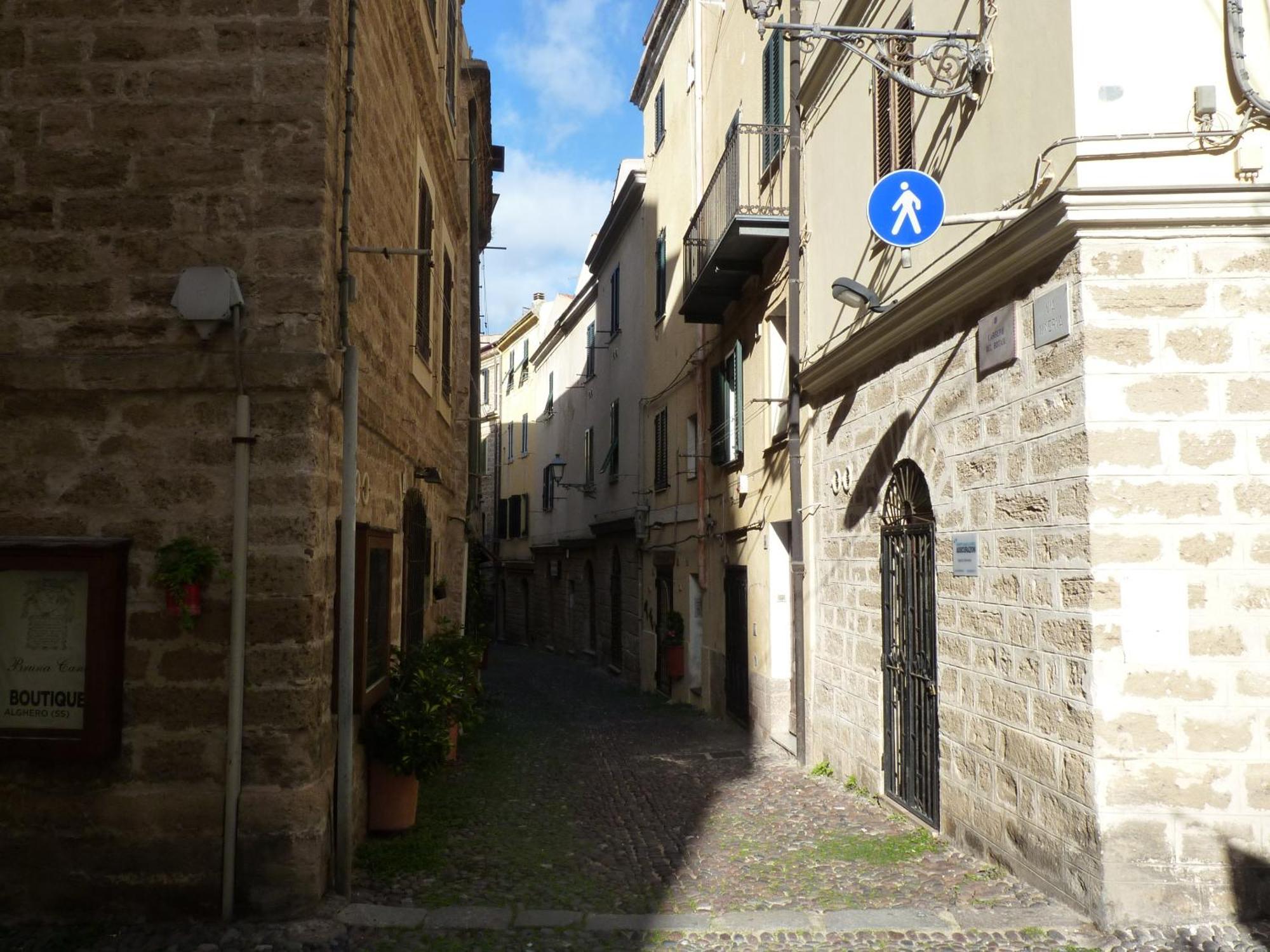 Loft In The Old Town Apartment Alghero Ngoại thất bức ảnh